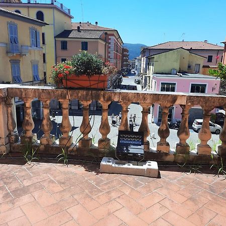 Opera Apartment Sarzana Luaran gambar